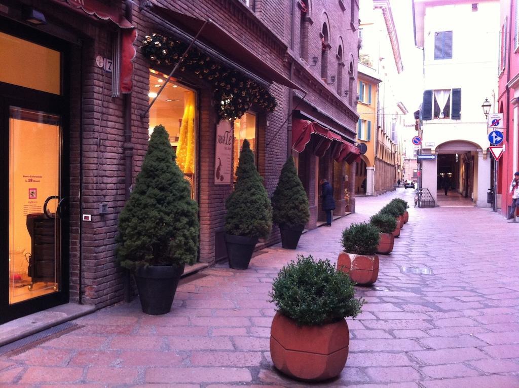 B&B Marykey Bologna Bagian luar foto